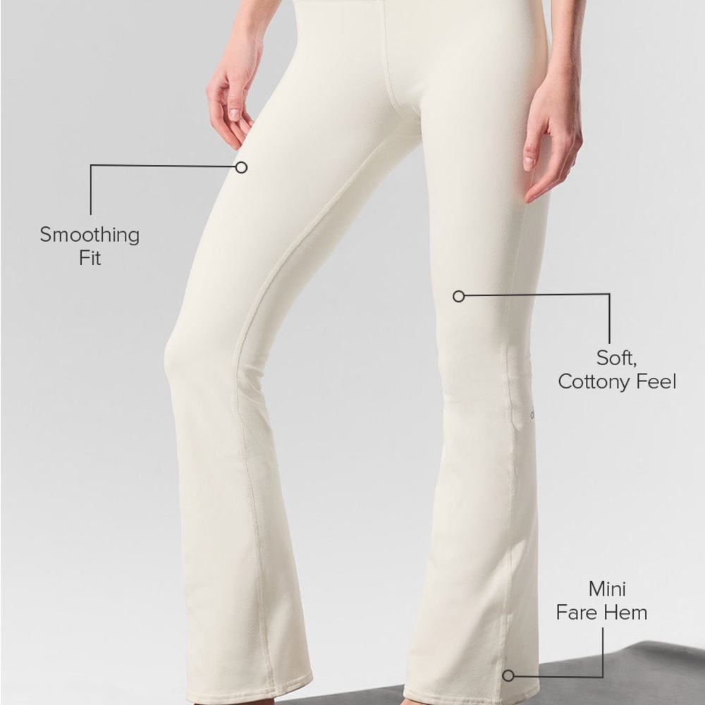 Alo Yoga Airbrush High-Waist 7/8 Bootcut Legging $128 Retail NWT - Picture 3 of 12